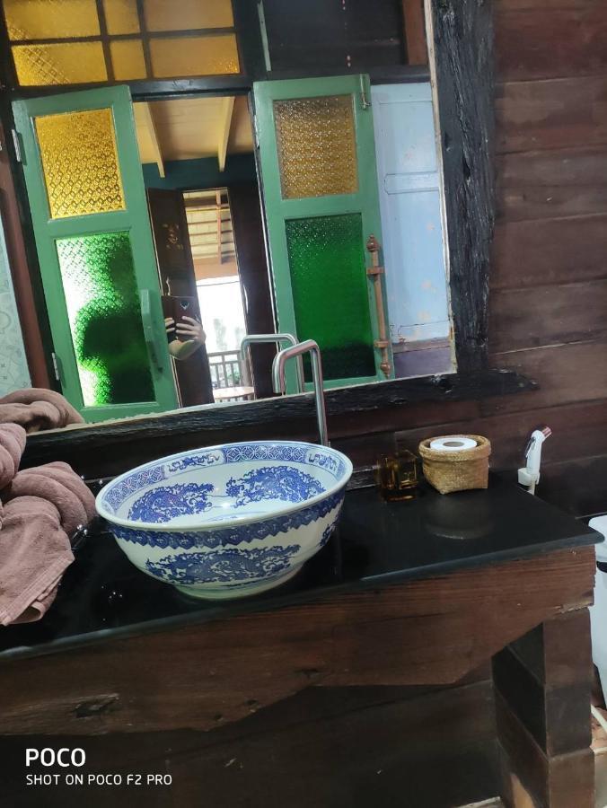 Tamarind Guesthouse Phra Nakhon Si Ayutthaya Dış mekan fotoğraf